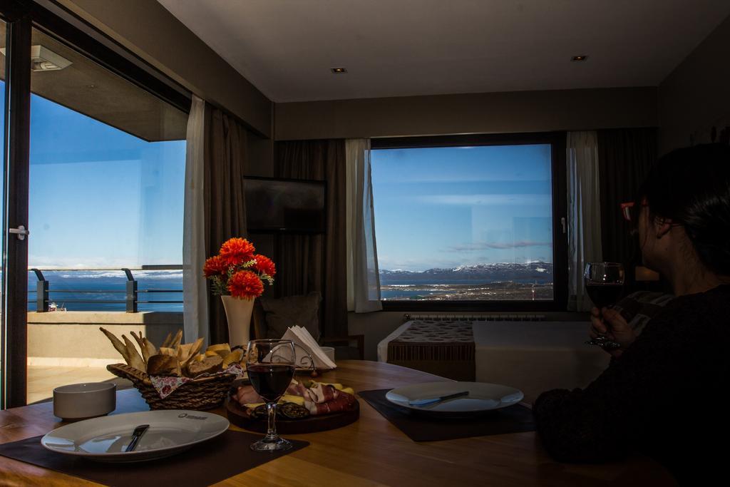 Miralejos Apartment อูซัวยา ภายนอก รูปภาพ
